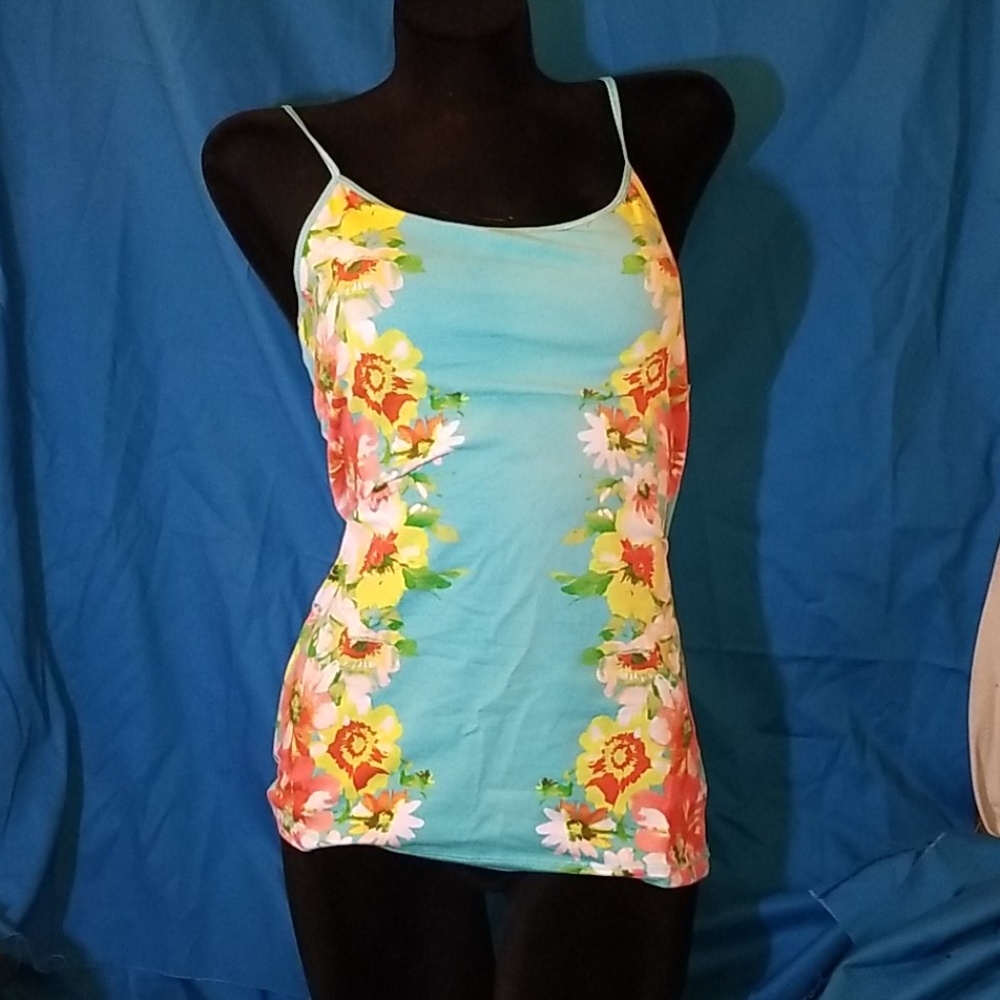 Aeropostale Floral Tank Top. Sixe XL